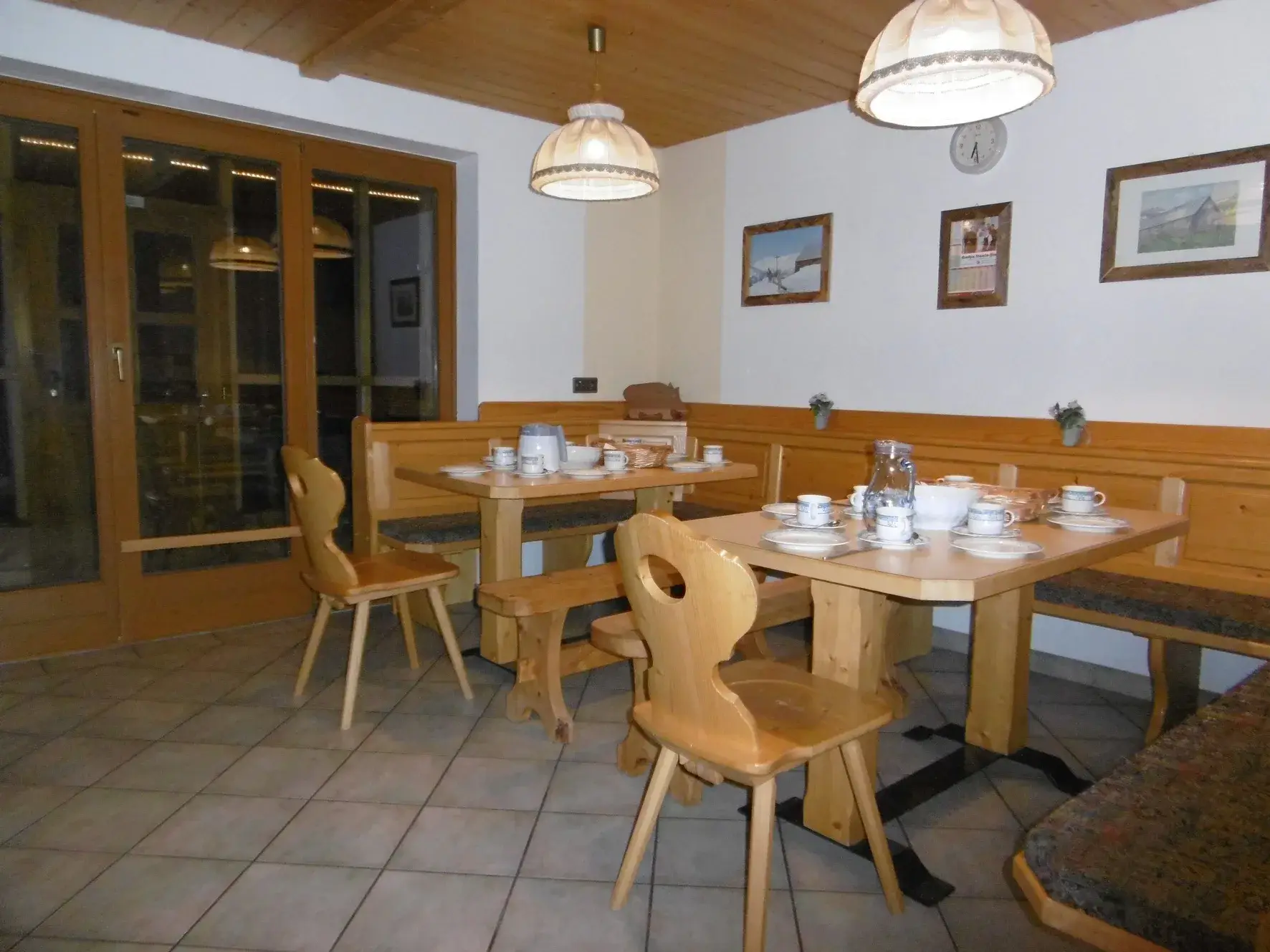 Sitzecke in der Küche im Erdgeschoss des Ferienhaus Römerhütte
